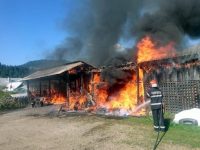 Puternic incendiu la o gospodărie din Dorna Arini