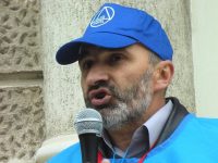Compromiterea începutului de an şcolar este din vina autorităţilor