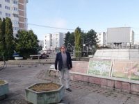 Arhitectul Doru Olaş vine cu propuneri şi soluţii arhitecturale pentru piaţeta Catedralei „Naşterea Domnului”