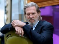 Actorul american Jeff Bridges a anunţat că suferă de limfom