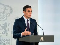 Guvernul spaniol instituie starea de urgenţă sanitară şi interzice circulaţia pe timpul nopţii
