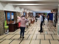 Aproape 200 de cetăţeni moldoveni au votat ieri, până la prânz, la Suceava
