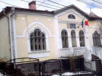 Salvaţi Biblioteca „Teodor Stefanelli” din Siret!