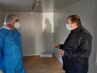 Se instalează containere încălzite pentru triajul pacienţilor suspecţi sau confirmaţi cu SARS-CoV-2