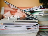Doi elevi din Câmpulung Moldovenesc au iniţiat o platformă interactivă online