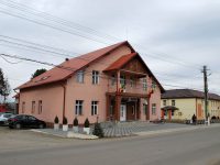Ameninţări cu moartea la Primăria Horodnic de Sus