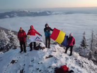„La mulţi ani, România !”, în online