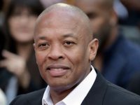 Rapperul Dr. Dre, spitalizat în Los Angeles, spune că se simte „bine”