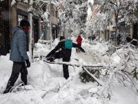 Spania, paralizată de furtuna de zăpadă, trimite vaccinuri şi alimente în zonele afectate