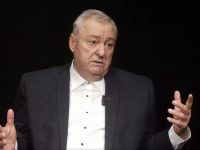 Banii europeni din PNRR sunt folosiţi politic de Florin Cîţu pentru a cumpăra voturile foştilor „baroni PDL” pentru şefia din partid