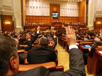Bugetul de stat pe anul 2021, adoptat de Parlament în forma propusă de Guvern