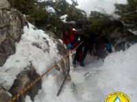Doi turişti au rămas blocaţi în masivul Rarău