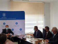 Noi discuţii despre finanţarea proiectelor prin POR şi PNRR, despre sala polivalentă şi viitorul teren de fotbal de la Suceava