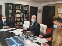 Primarul Ion Lungu a discutat cu rectorul USV şi cu reprezentanţi ai unor unităţi de învăţământ preuniversitar