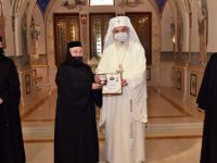 Maicile de la Voroneţ – decorate de Patriarhul Daniel, pentru promovarea şi susţinerea valorilor creştine şi a filantropiei