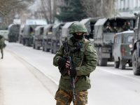 Rusia păstrează 90.000 de militari în apropierea frontierei cu Ucraina