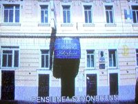 Placa comemorativă de pe Pensiunea Schönbrunn
