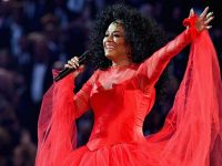 Diana Ross a încântat publicul de la Festivalul Glastonbury cu un recital ce a inclus numeroase cântece despre iubire