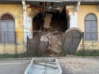 Un perete al Sinagogii Mari din Fălticeni prăbuşit în dimineaţa zilei de ieri
