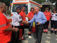 115 ani de existenţă ai Serviciului de Ambulanţă sărbătoriţi prin sunet de sirenă şi steaguri fluturate