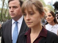 Actriţa americană Allison Mack, condamnată la 3 ani de închisoare într-un dosar de trafic sexual