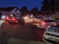 Zeci de permise suspendate şi amenzi, în noaptea de sâmbătă spre duminică