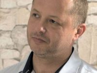> Cristian VĂLIANU
