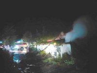 Patru incendii puse intenţionat, în decurs de 3 ore