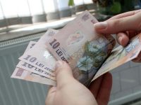 Persoanele singure şi familiile care nu pot plăti facturile de încălzire pot cere ajutor
