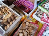 Dosare penale pentru doi comercianţi din bazar care vindeau antivirale