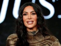 Kim Kardashian va produce şi va apărea într-un serial documentar despre Elizabeth Taylor