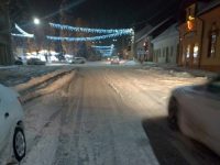 A venit iarna, drumu-i greu, omătu-i mare