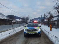 Poliţia Suceava recomandă turiştilor să folosească rute alternative spre staţiunile montane