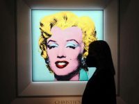 Un portret al lui Marilyn Monroe de Warhol, vândut la licitaţie pentru suma record de 195 de milioane de dolari
