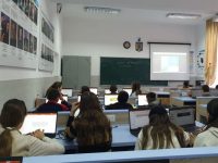 50 de copii refugiaţi din Ucraina s-au înscris la cursuri