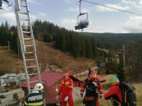 Şoferul care a generat incidentul de la telescaunul din Vatra Dornei a fost amendat cu 6.000 de lei