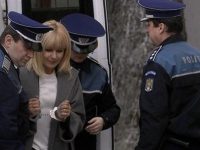Elena Udrea a fost adusă în România