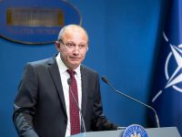 Ministrul Daniel Cadariu a discutat cu operatorii aerieni situaţia crizei transportului aerian internaţional