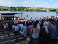 Elevii care au obţinut premii şi menţiuni la olimpiadele şcolare, premiaţi de Primăria Fălticeni