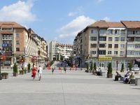 Ţigle fotovoltaice şi lucarne „ochi de bou” la reabilitarea termică a celor 7 blocuri din centrul Sucevei