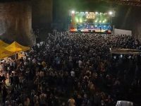 Peste 4.300 de iubitori de muzică rock au fost la festivalul din Cetatea Sucevei