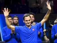 Roger Federer, omagiat la scenă deschisă la retragerea din activitatea competițională