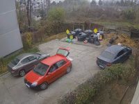 Un sucevean şi-a acoperit numărul din faţă al maşinii pentru a nu fi identificat când aruncă ilegal deşeuri