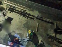 Un bărbat a căzut într-o groapă de 6 metri din zona străzii Mărăşti