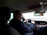 Vladimir Putin s-a deplasat în Crimeea, inspectând podul peste Strâmtoarea Kerci