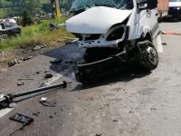 Accident cu cinci răniţi în Pasul Mestecăniş