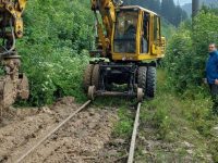 Prefectul a cerut soluţii de punere în siguranţă a circulaţiei feroviare şi rutiere în zona dintre Pojorâta şi Sadova