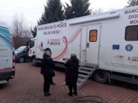 Unitatea Mobilă de Screening de Cancer Mamar Iaşi ajunge în 17 localităţi din judeţ