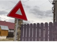 Codul rutier, reinterpretat de „specialişti” în semne de circulaţie