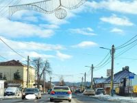 Un copil a ajuns la spital escortat de poliţie